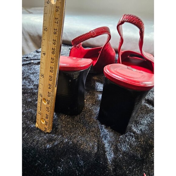 Cloud Walker Crown Peep Toe Leather Upper Pumps - Red - SZ 12W - Picture 8 of 8